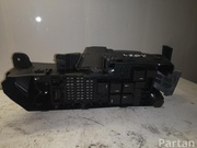 VOLVO 518826011 XC90 I 2004 Fuse Box