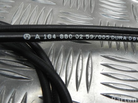MERCEDES-BENZ A 164 880 02 59 / A1648800259 M-CLASS (W164) 2009 Cable del capó del motor