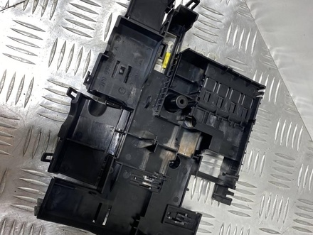 PORSCHE 7P0937548H, 7P0937132A CAYENNE (92A) 2012 Fuse Box