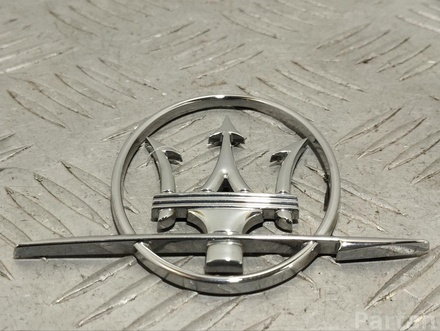 MASERATI GHIBLI (M157) 2015 Insigne/emblème