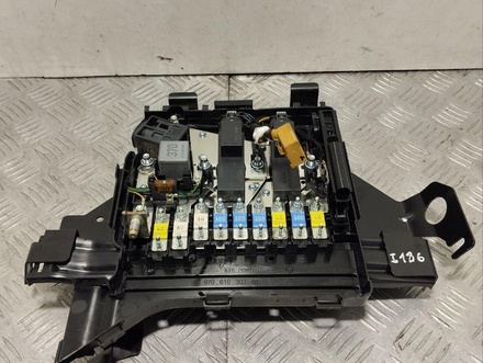 PORSCHE 99965702090, 97061030301 PANAMERA (970) 2013 Fuse Box