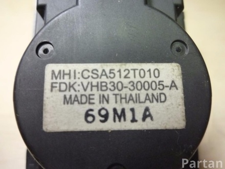 MITSUBISHI CSA512T010 OUTLANDER II (CW_W) 2007 Adjustment motor for regulating flap