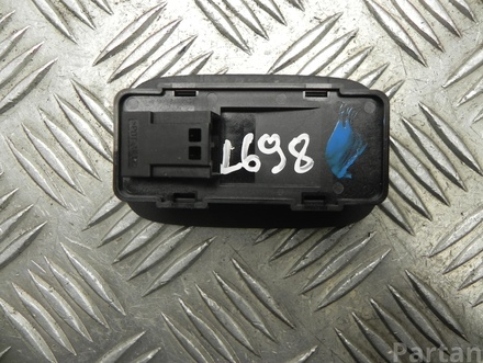 VOLVO 31433641 S90 II 2019 Switch for seat adjustment