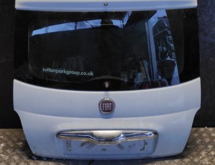 FIAT 500 (312_) 2008 Tailgate