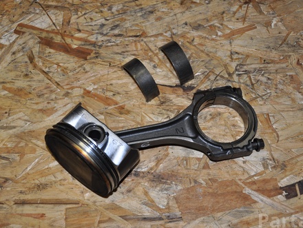 FORD USA MUSTANG Coupe 2016 Connecting Rod