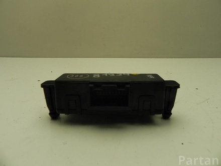 AUDI 1K0 907 530 G / 1K0907530G A3 (8P1) 2006 Diagnosis interface for data bus (gateway)