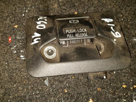 VOLVO 30773539 XC70 II 2008 Switch for electric-mechanical parking brakes -epb-