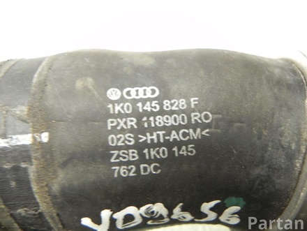 AUDI 1K0 145 828 F / 1K0145828F A3 (8P1) 2006 Prowadnica ssąca powietrza