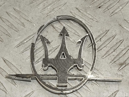 MASERATI GHIBLI (M157) 2015 Insigne/emblème