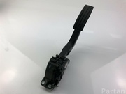 RENAULT 8200426241E TWINGO II (CN0_) 2009 Accelerator Pedal