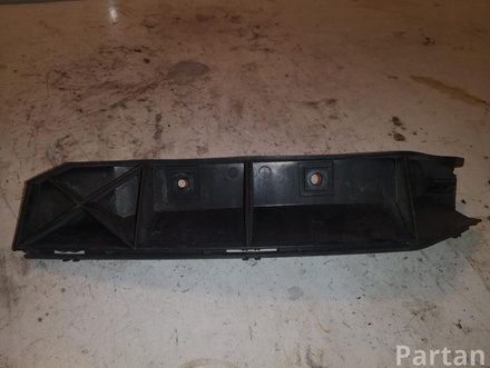 VOLVO 30655998 S40 II (MS) 2007 Bracket for bumper