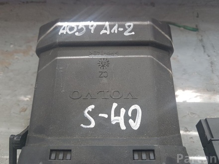 VOLVO 30722777 V50 (MW) 2004 Air distribution housing