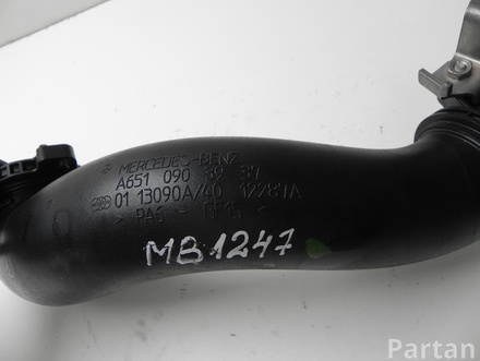 MERCEDES-BENZ A 651 090 39 37 / A6510903937 SLK (R172) 2014 Intake Hose, air filter